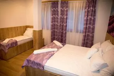 هاستل Villa Bunski Biser