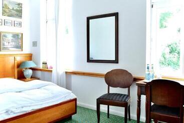 住宿加早餐 Bellevue Gastgeberei