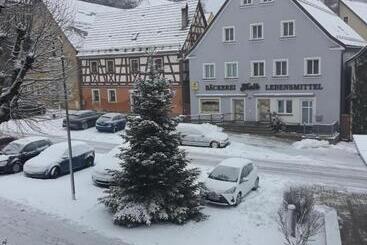 Aamiaismajoitus (B&B) Luca