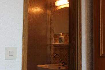 ホテル Gasthof Drei Linden