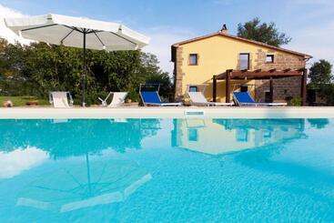Bed & Breakfast Podere Ficolivo