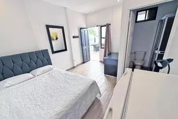 Hotelli Surf Ranch Tamarindo