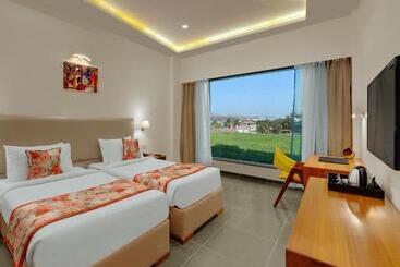 Viola Beacon Resort, Lonavala