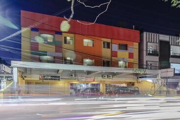 בית מלון כפרי Reddoorz Near Bethesda Manado