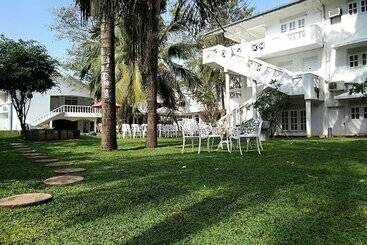 Hotel Cinnamon Villa Negombo