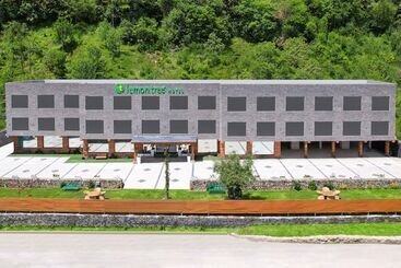 Lemon Tree Hotel Manali