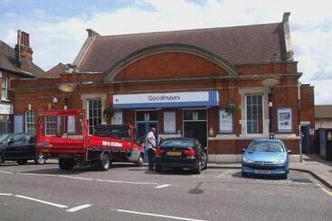 Ilford Hotel Goodmayes