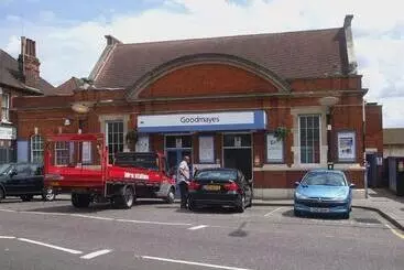 Ilford Hotel Goodmayes
