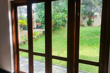 مبيت وإفطار 47 Alfred House   Free Pickup From Kandy City