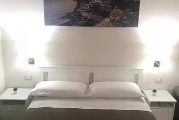 Aamiaismajoitus (B&B) Virgilio’s Garden