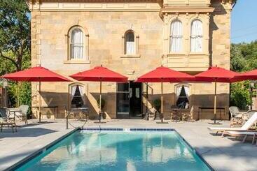 فندق The Francis House