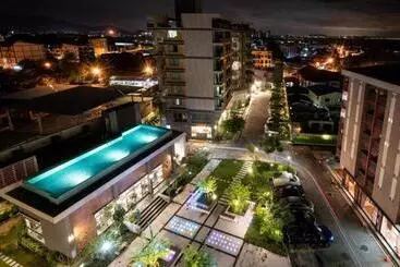 Huoneistohotelli Onpa Hotel & Residence Bangsaen