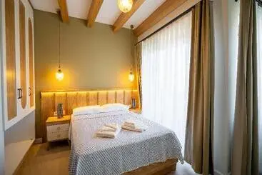 ペンション Derya Guest House