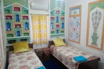 ペンション Al Hilol Guesthouse