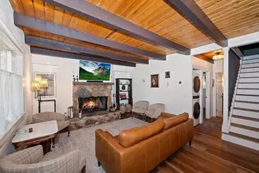 コテージ Natures Peak Family Retreat W/ 2 Fireplaces
