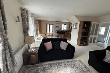 Casa Rural River Tamar Couples Retreat   Dog Friendly