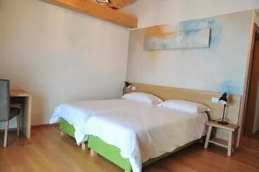 Ostello Nuova Filanda Rooms And More