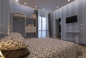 ベッドアンドブレックファースト Merlo D'oro