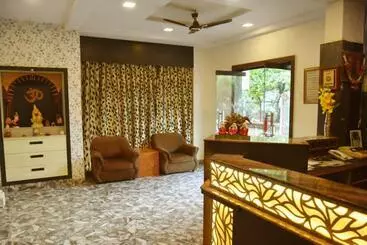 ホテル Saideep Villas, Shirdi