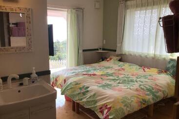 Yakushima Pension Luana House
