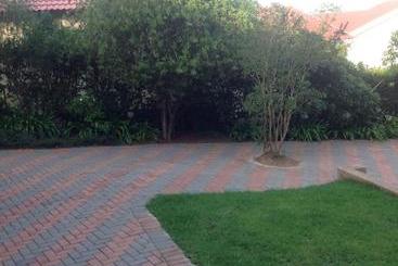 Pension Vinolux Guest House