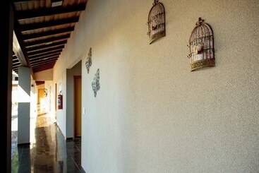 膳宿费 Pousada Parque Das Aguas