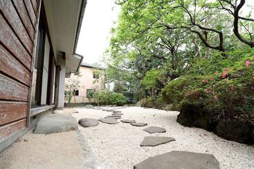 بنسيون Tokiwa   Kamakura Backpackers
