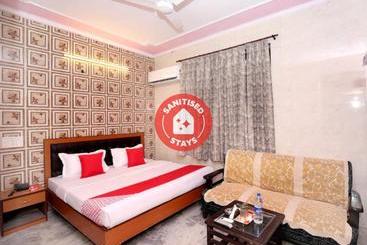هتل Oyo 12466 New Bhaskar