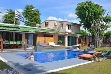 مسافرخانه La Maison