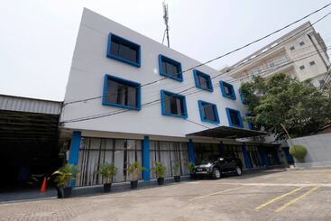 Panzió Reddoorz Near Itc Cempaka Mas