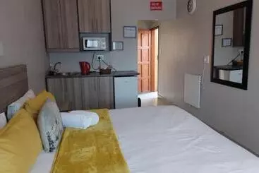 Majatalo Tokelo Guesthouse Emalahleni