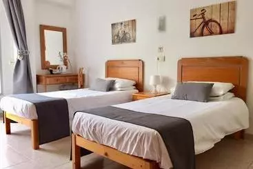 Pension Sol Y Luna Cala Millor