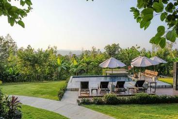 Resort Baansuan Huansilp