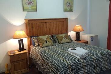 膳宿费 Klein Parys