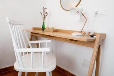 پانسیون Hostal Sa Posada Set Cales