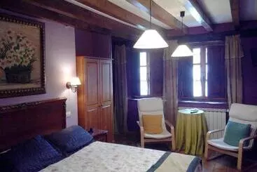 Albergue Posada Solar Montero De La Concha