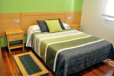 پانسیون Hostal Paz