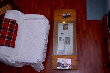 Hostel Olmitos 3, Casa Palacio Real Piedad