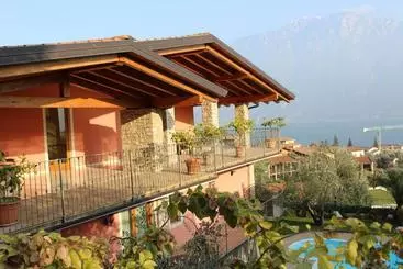پانسیون Villa Elite Resort