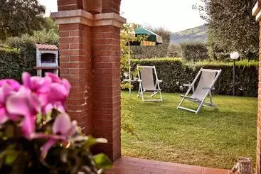 Huoneistohotelli Casa Vacanze Bicchi