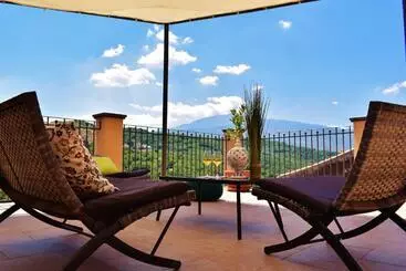 Pensione Cento Tari' Guest House