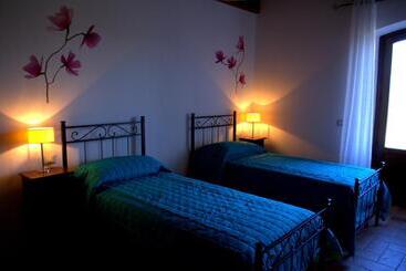 ホテル Agriturismo Melariano