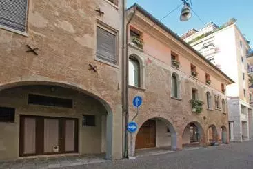 Pensjonat Mini Suite Deluxe Isola Di Mezzo