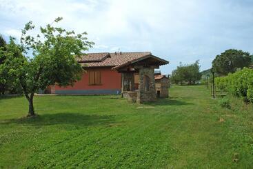 Otel Agriturismo Podere Gozzuto