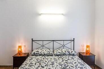 膳宿费 Al Castello Di Leonardo