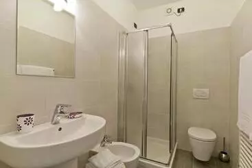 アパートホテル Helianthus Residence