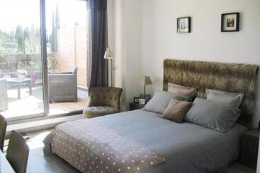 Апарт-отель Studio à Deux Pas D'aix