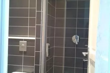 Pensión Aux Roses De L Etang