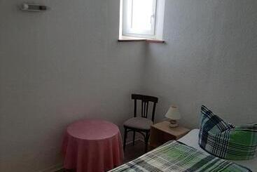 Gasthof & Pension Zum Saalestrand