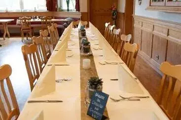 ペンション Landgasthof Hirschen Untermettingen